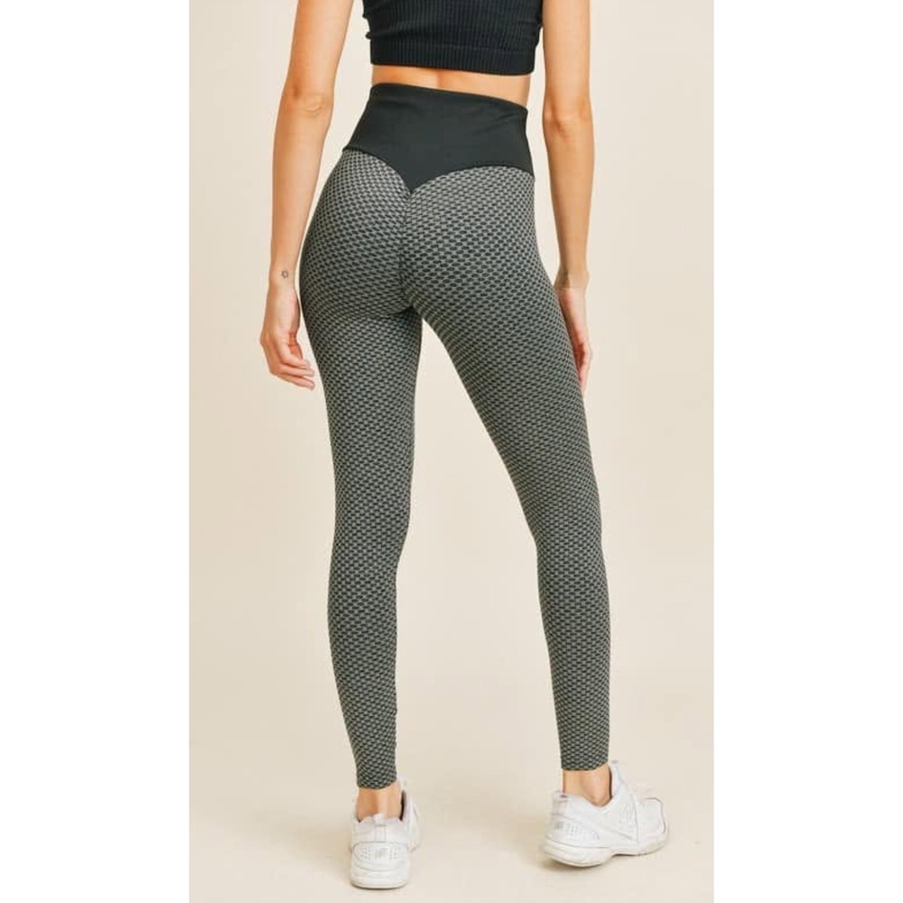 Kimberly Textured Booty Lift Yoga Pants M Black Grey NWT Honeycomb Leggings